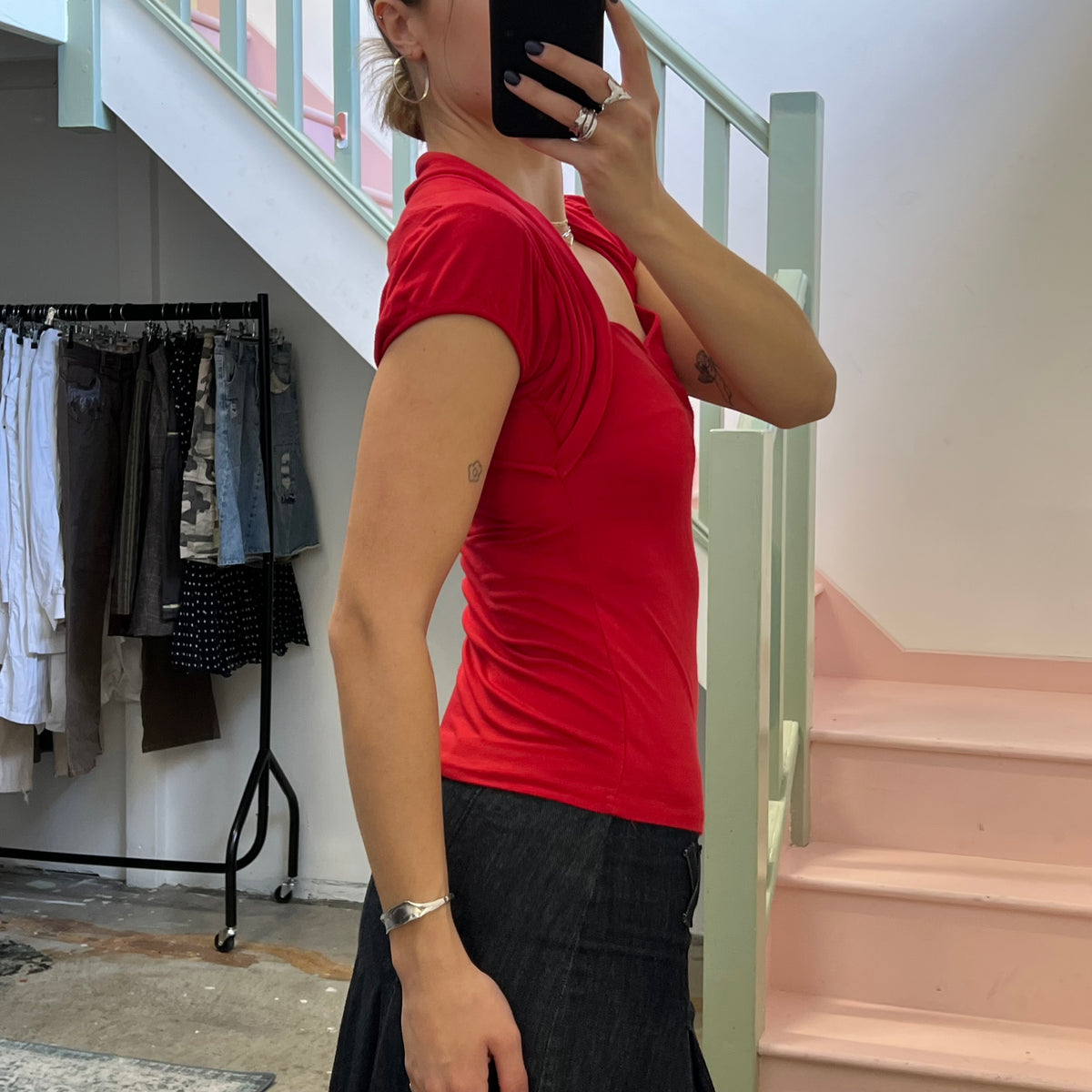 Red square neck short sleeve top