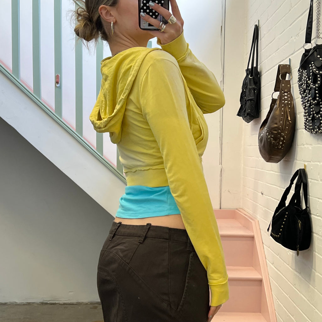 Yellow cropped fitted hoodie