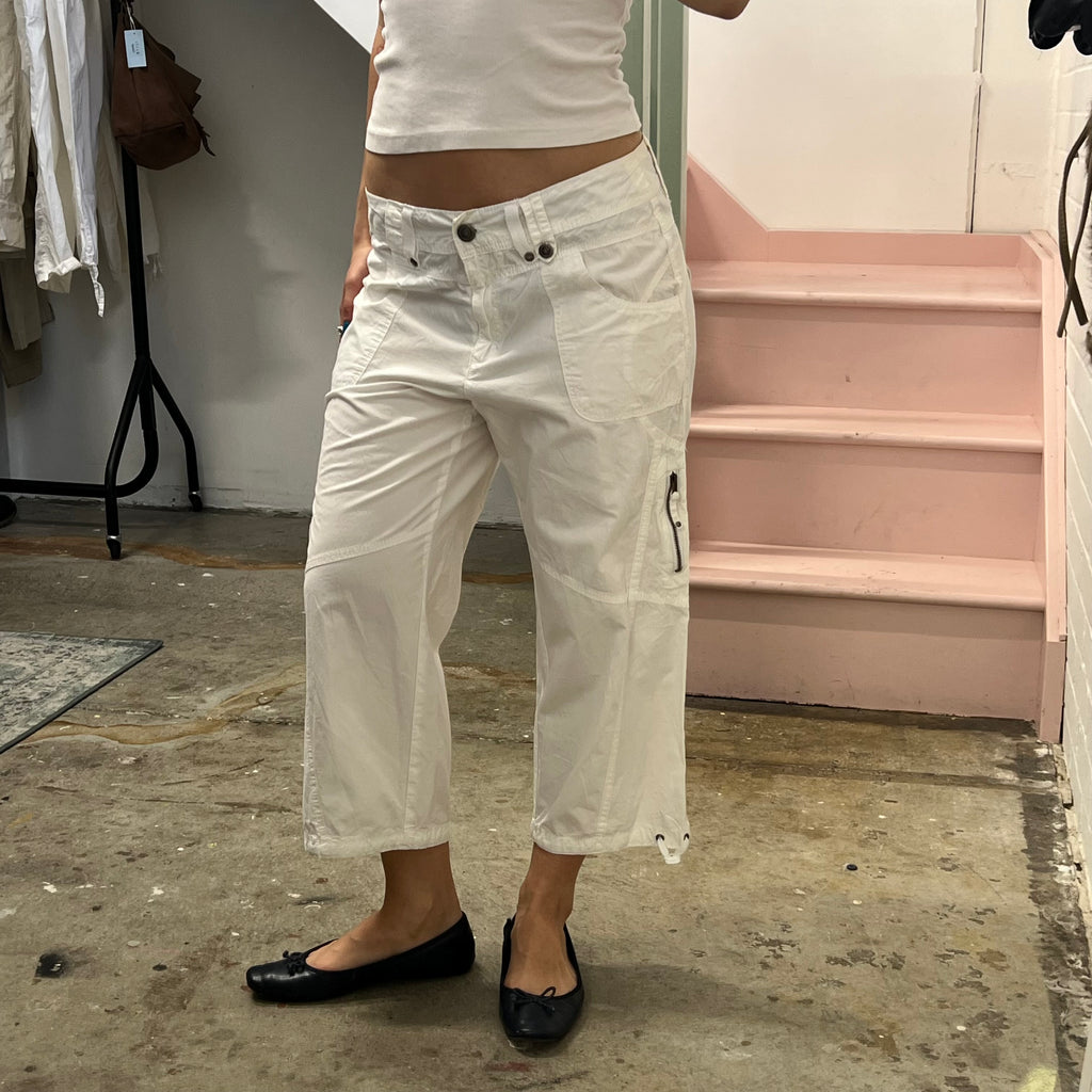 White low rise  wide leg cargo capris