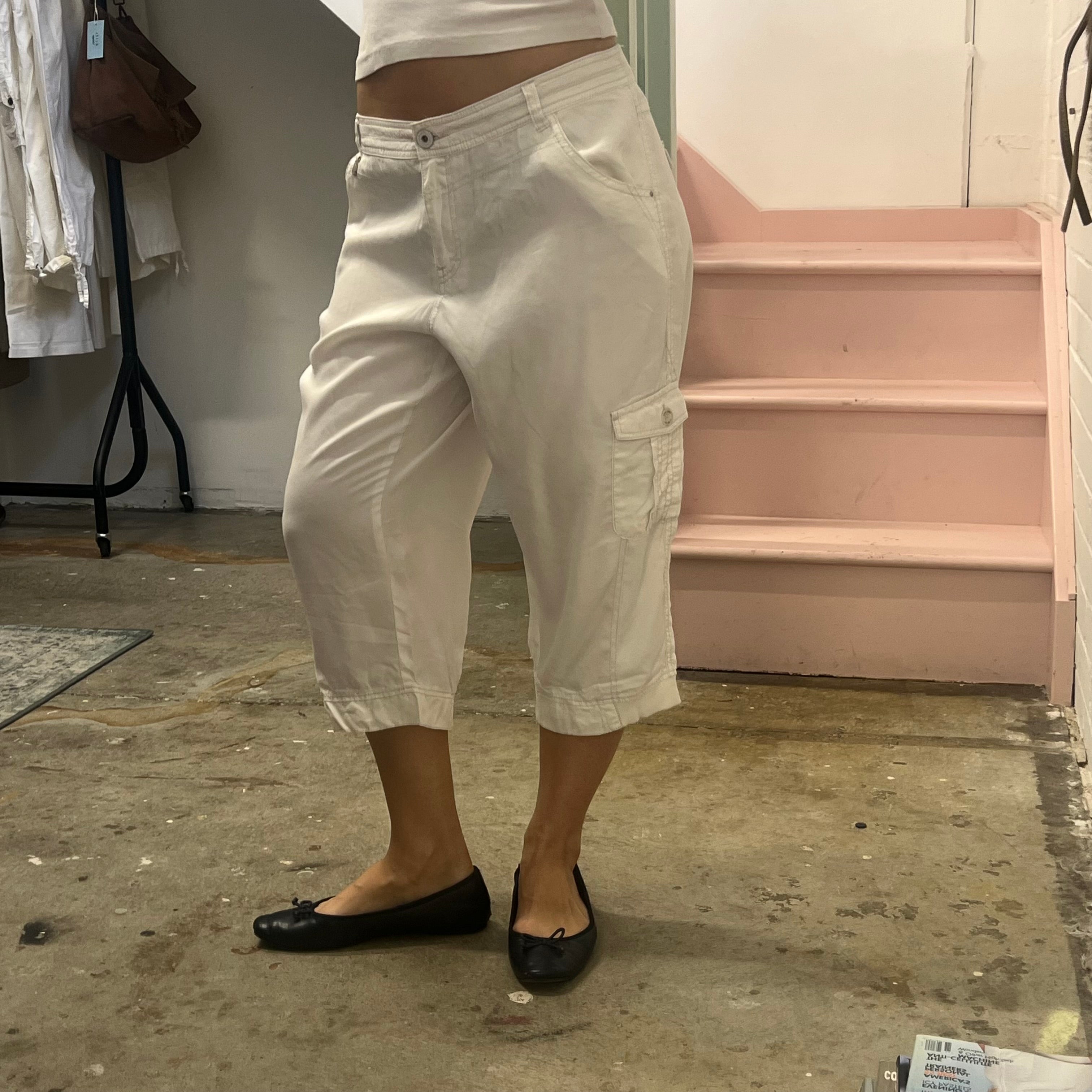 White lightweight capris