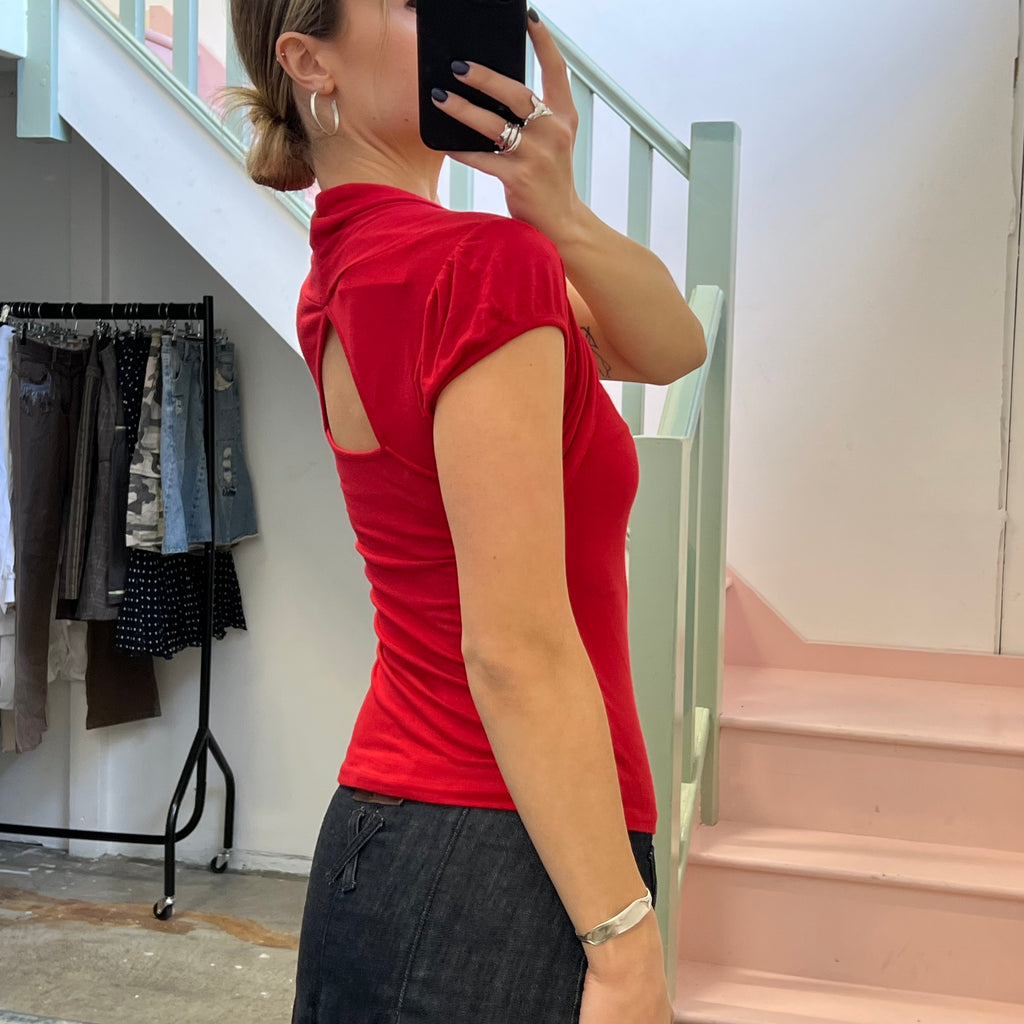 Red square neck short sleeve top