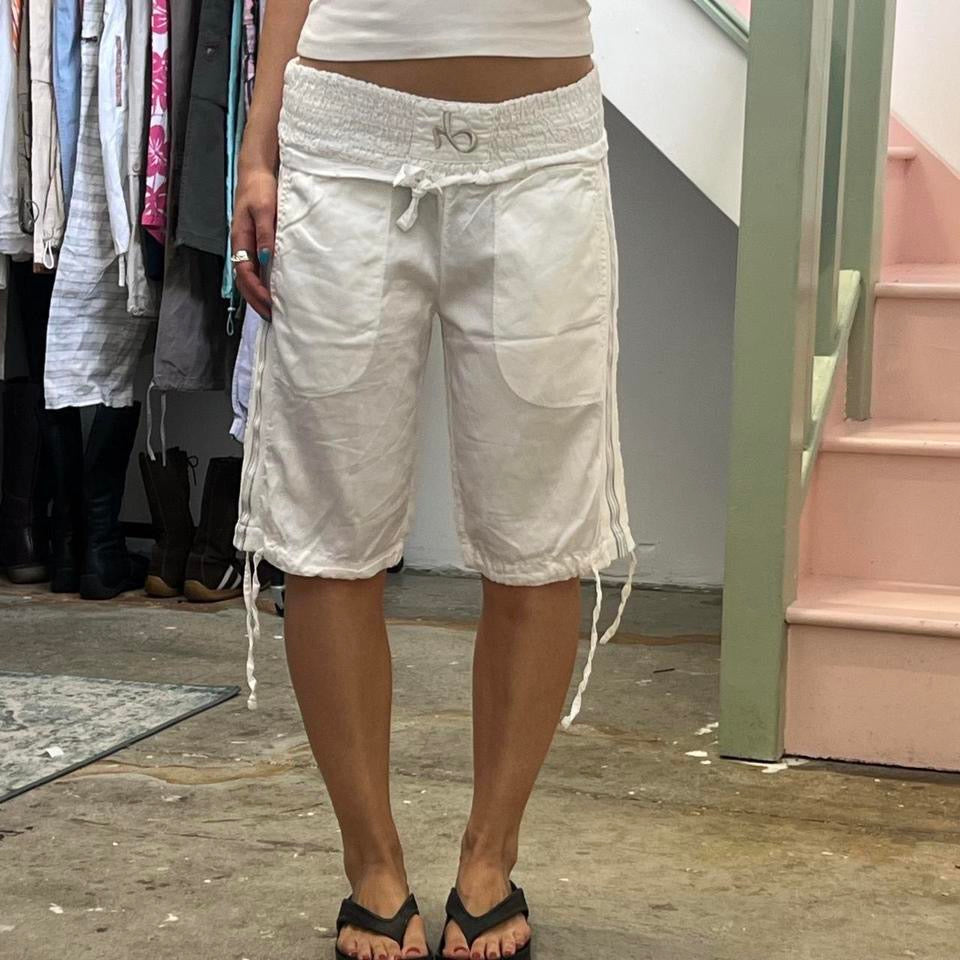 White baggy cotton basketball shorts