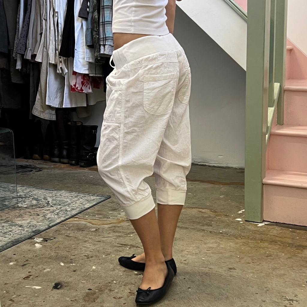 White striped cuffed cargo capris