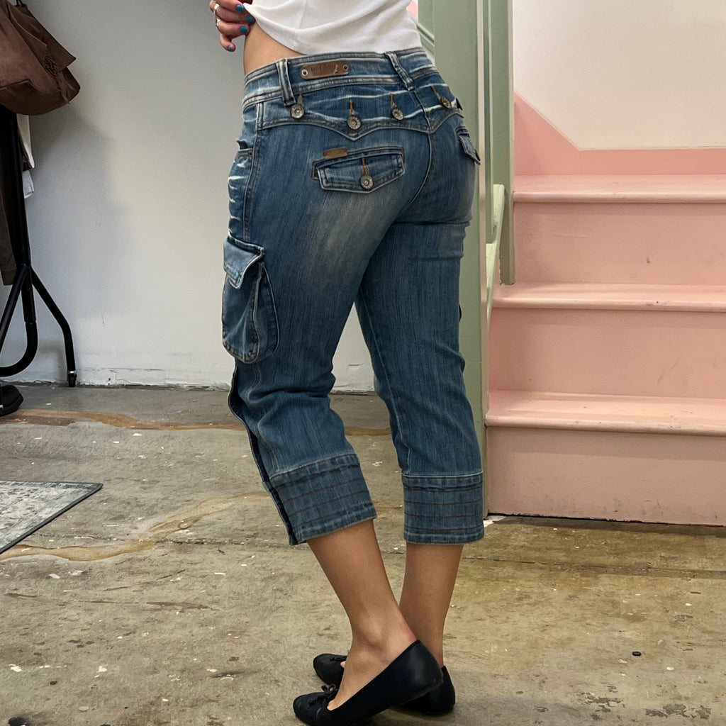 Denim fitted capris