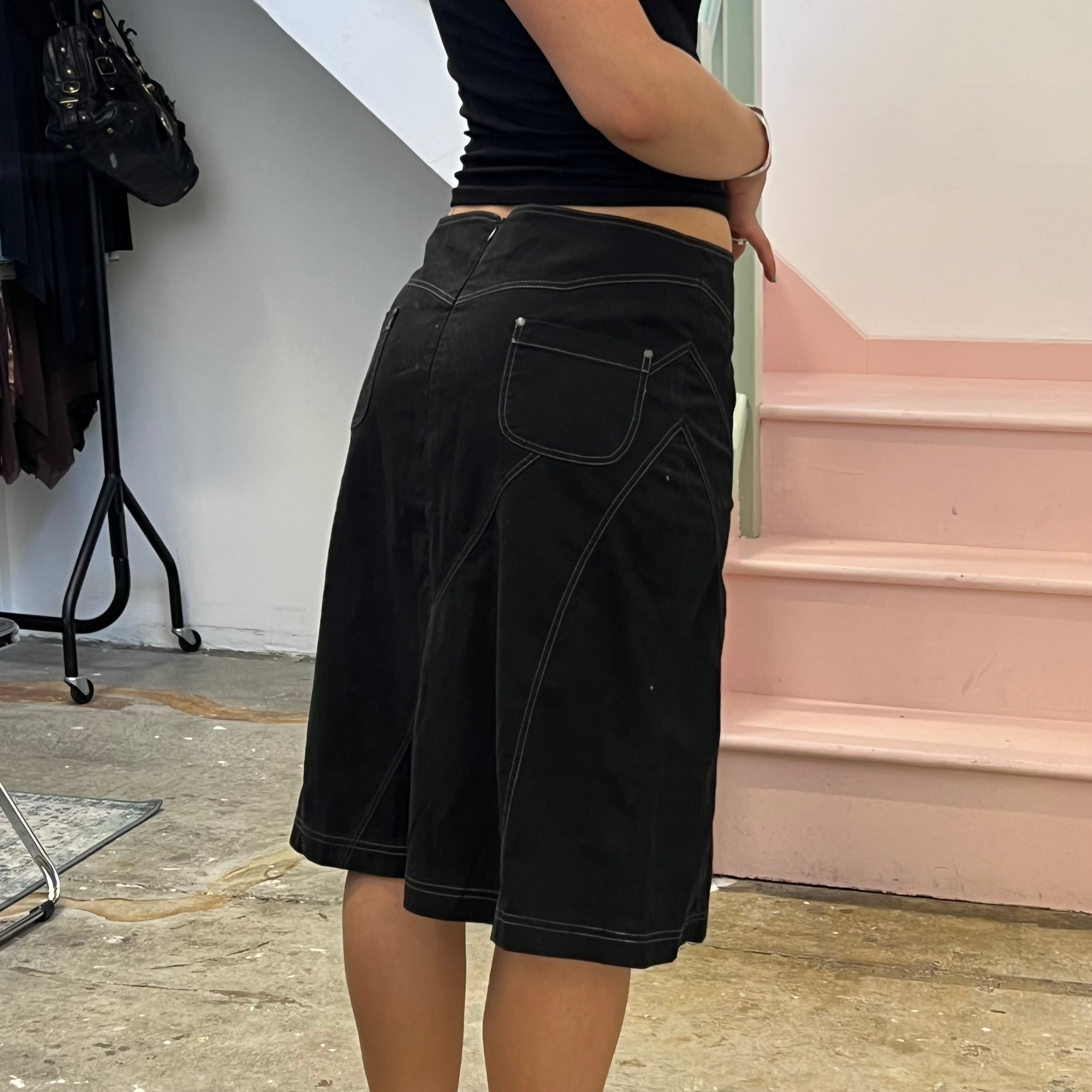 Black pencil skirt with contrast stitching