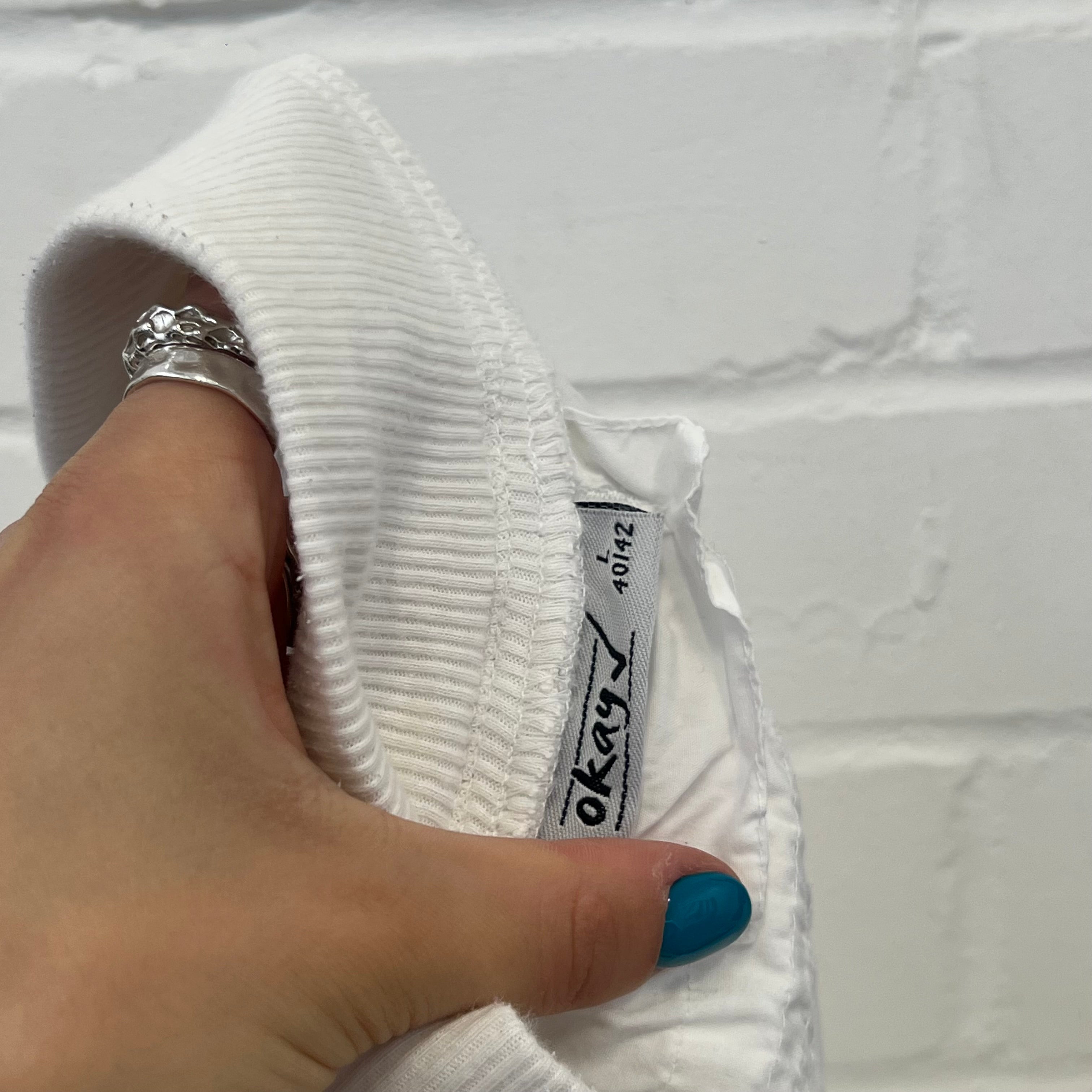 White sporty capris