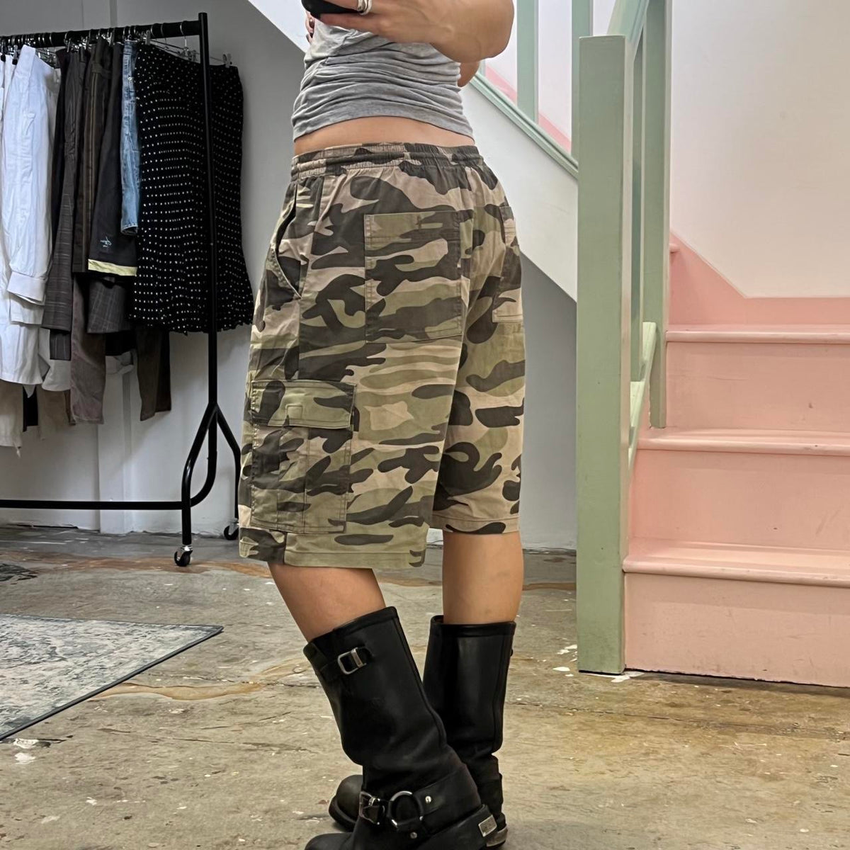Khaki camo print baggy shorts