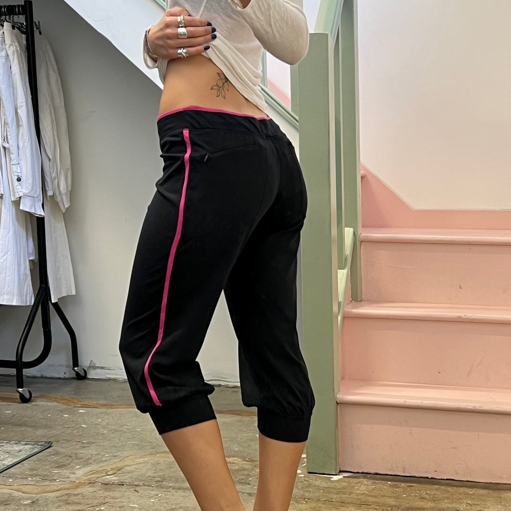 Nike black and pink sporty cinched capris