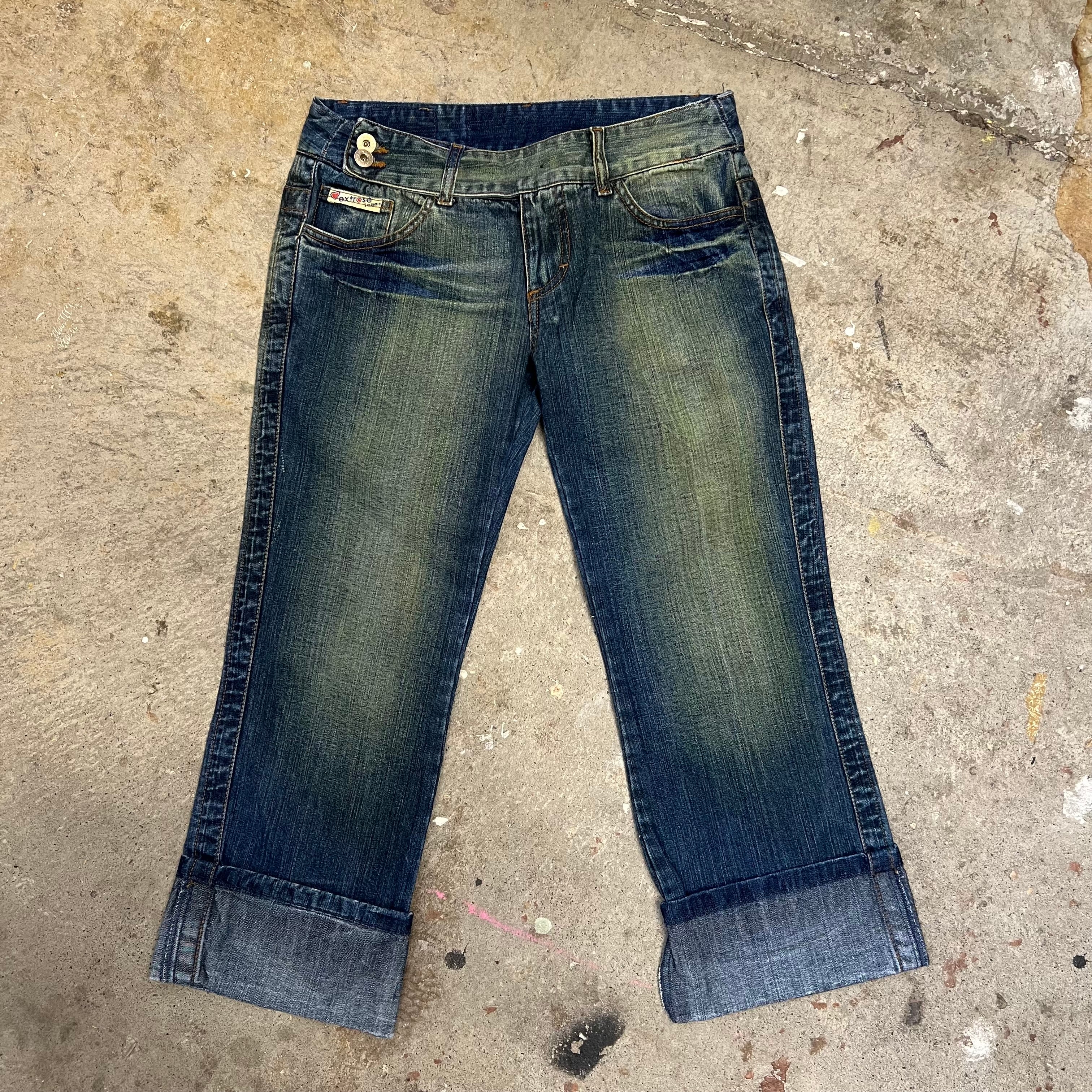 Dark acid wash fold hem denim capris
