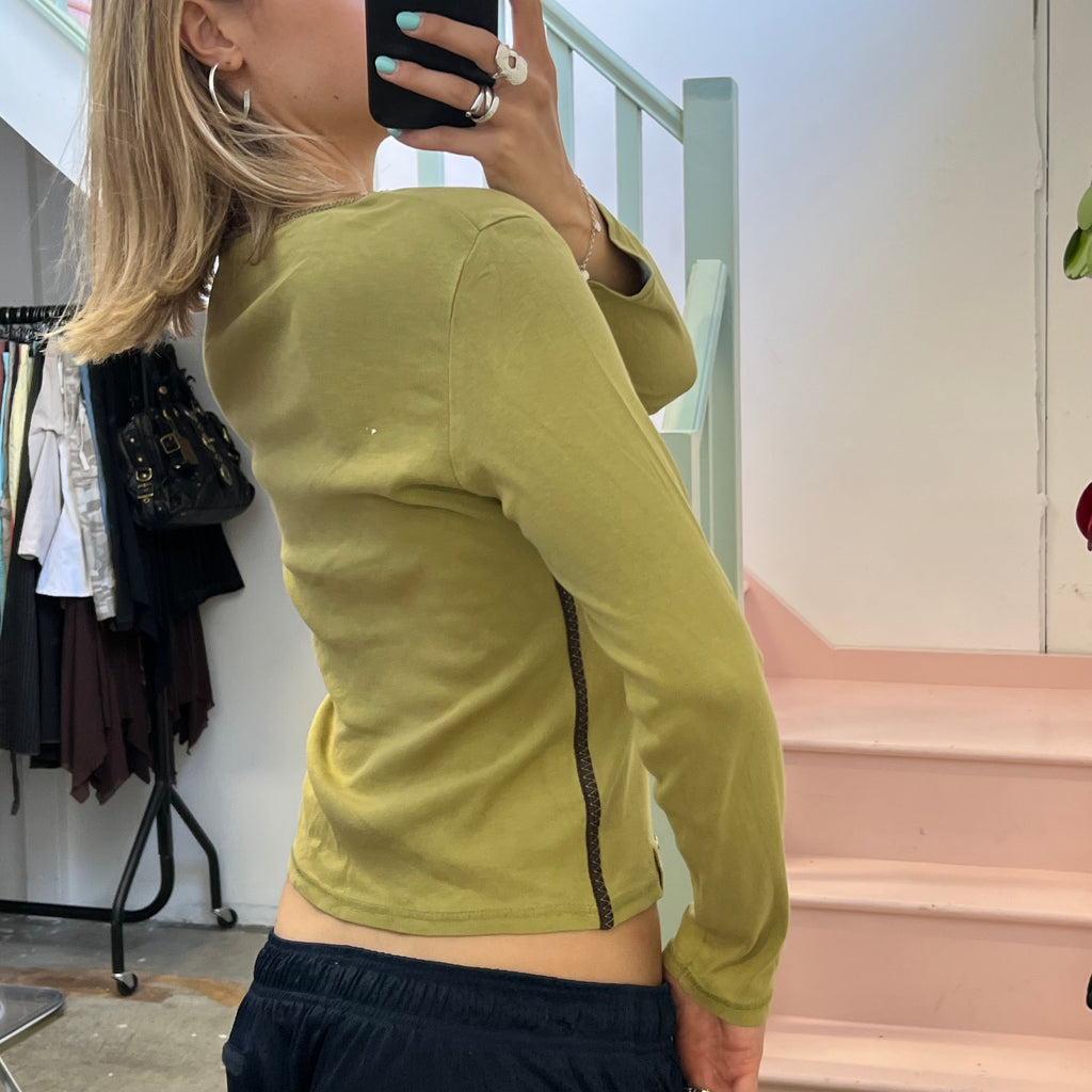 Green graphic print long sleeve top