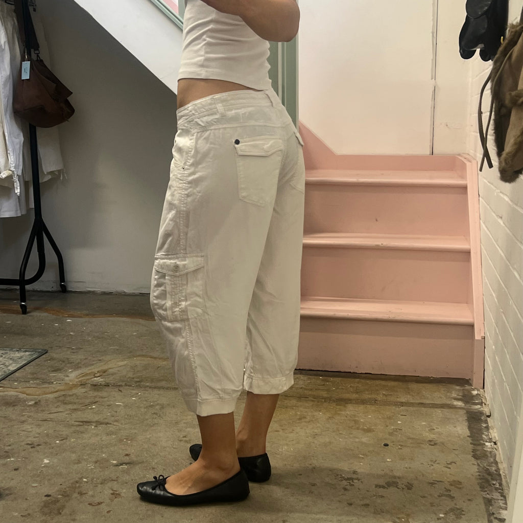 White lightweight capris