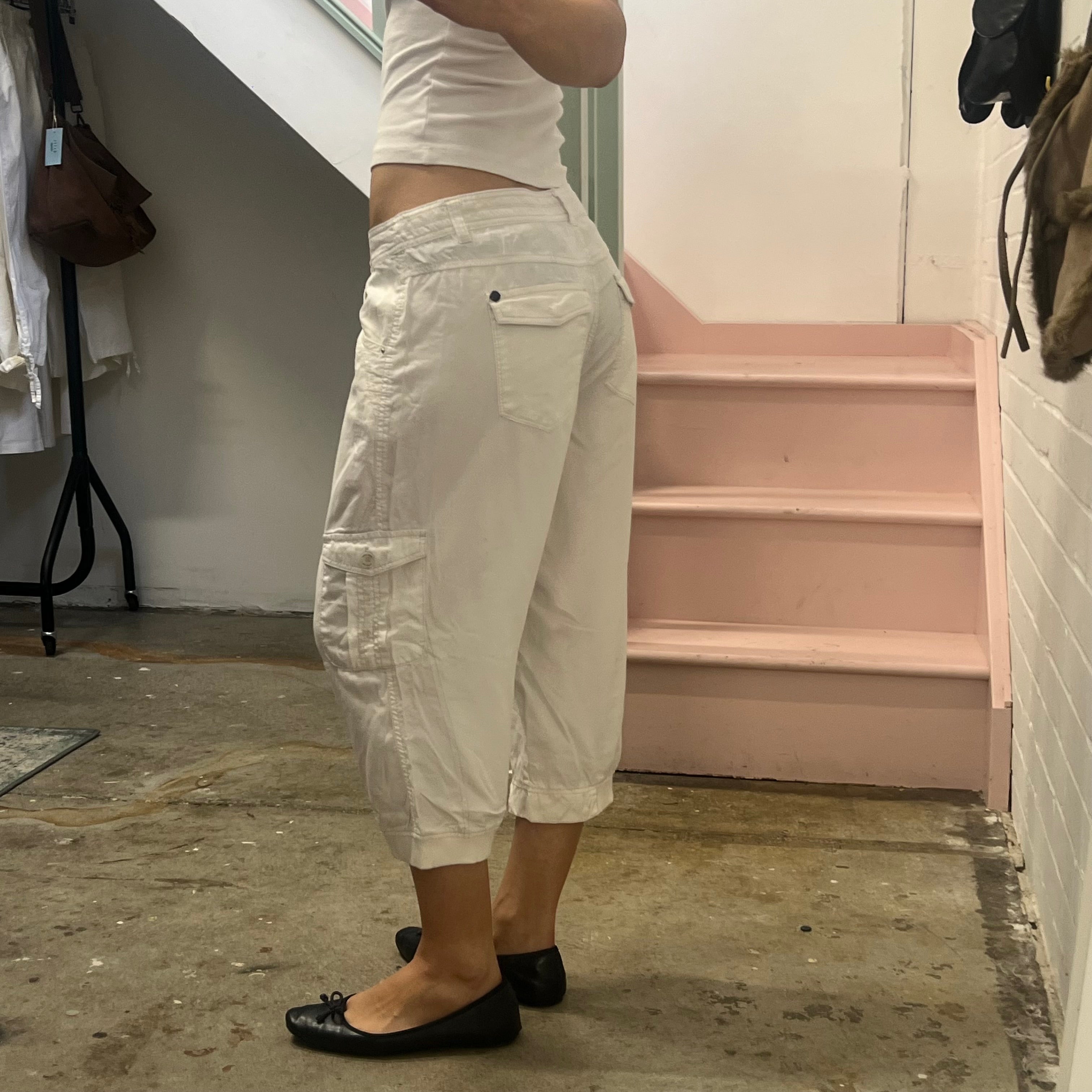 White lightweight capris