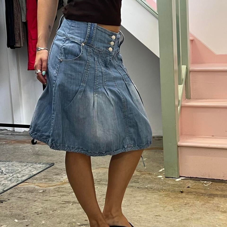 Light wash pleated denim bubble midi skirt