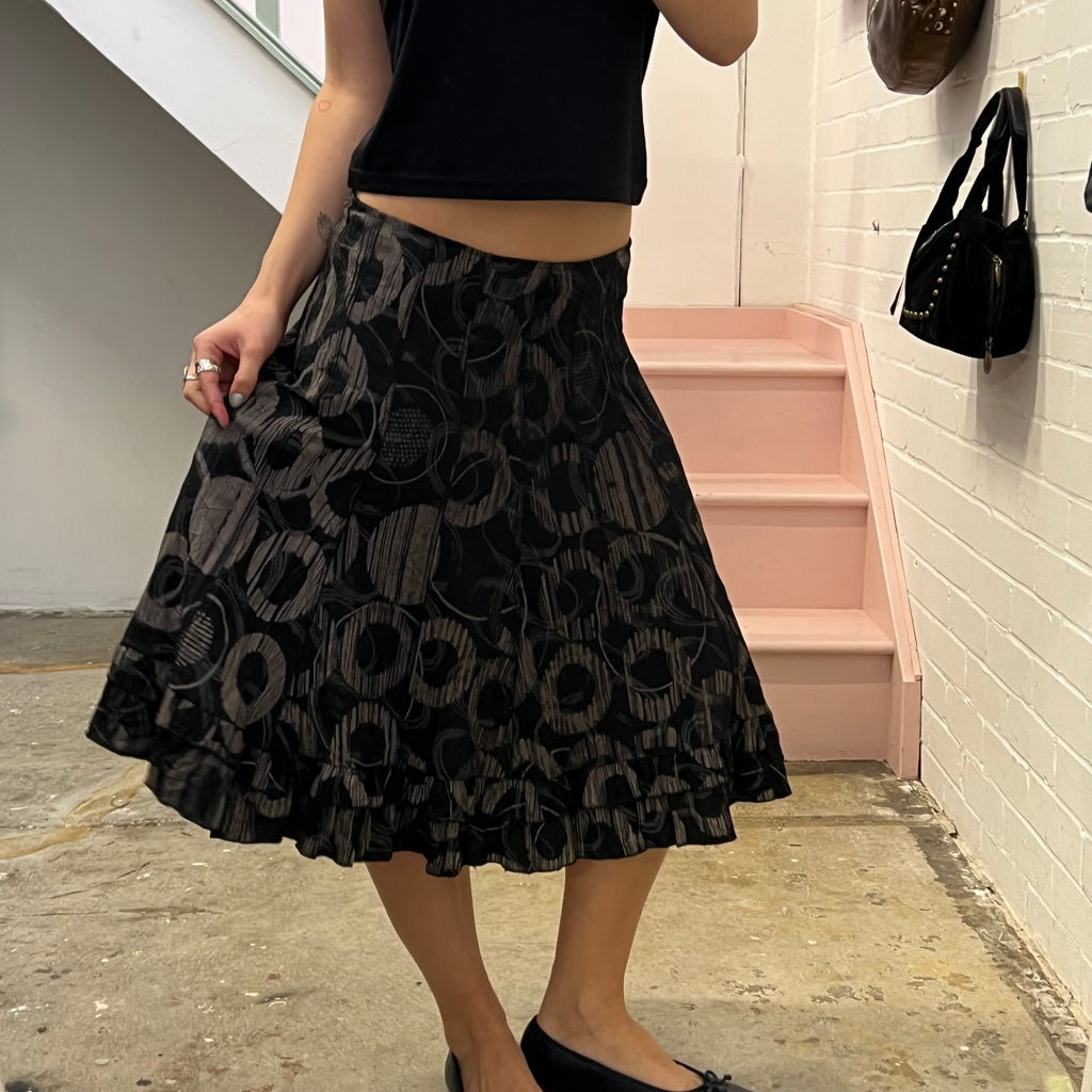 Black and grey polka dot geo print crinkle floaty midi skirt