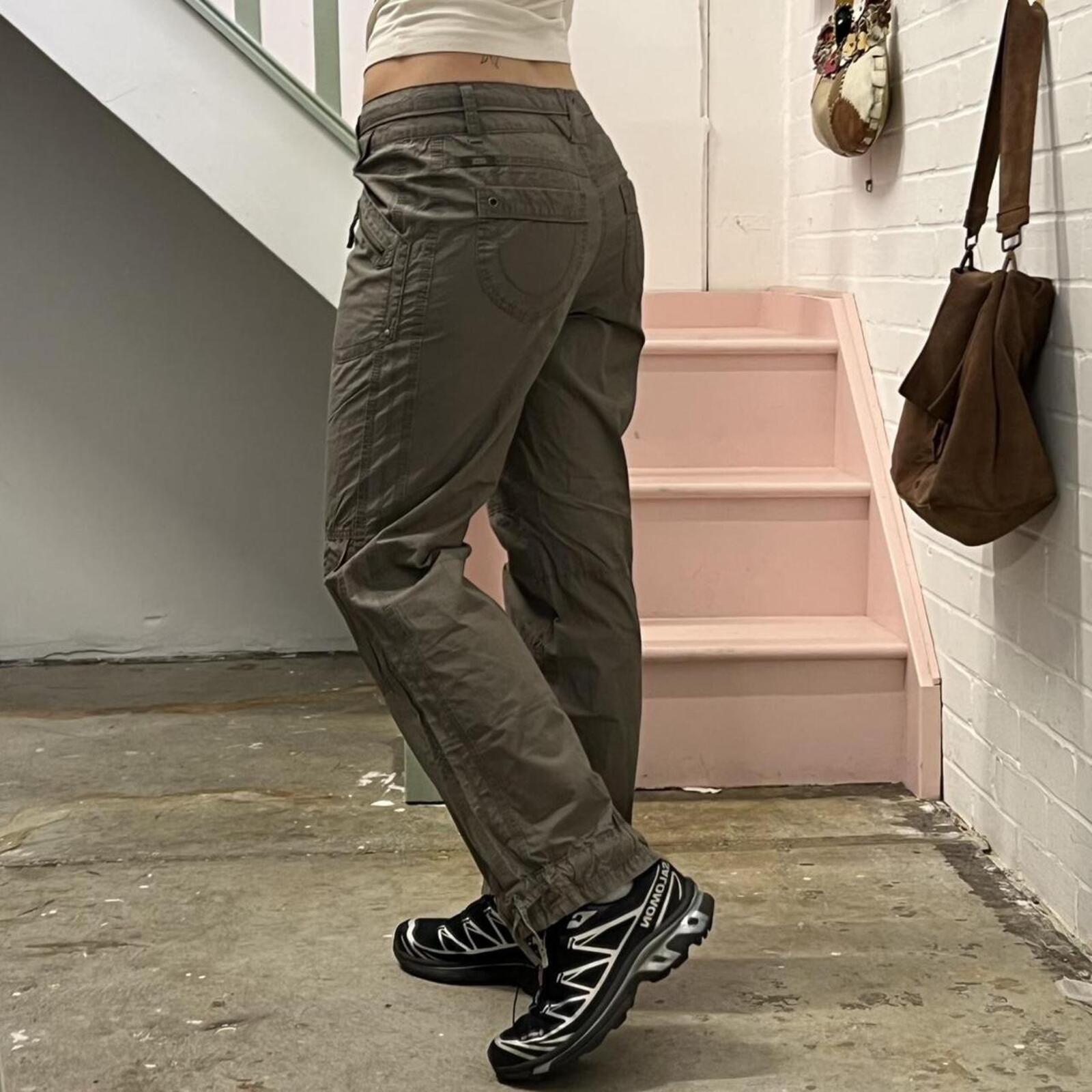khaki low rise wide leg vintage cargo trousers