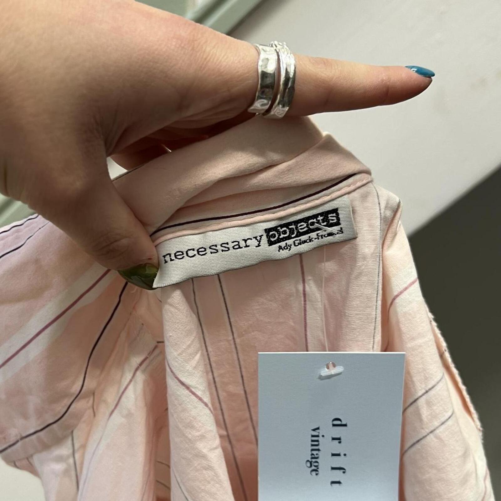 Pink and white striped fitted vintage short sleeve shirt