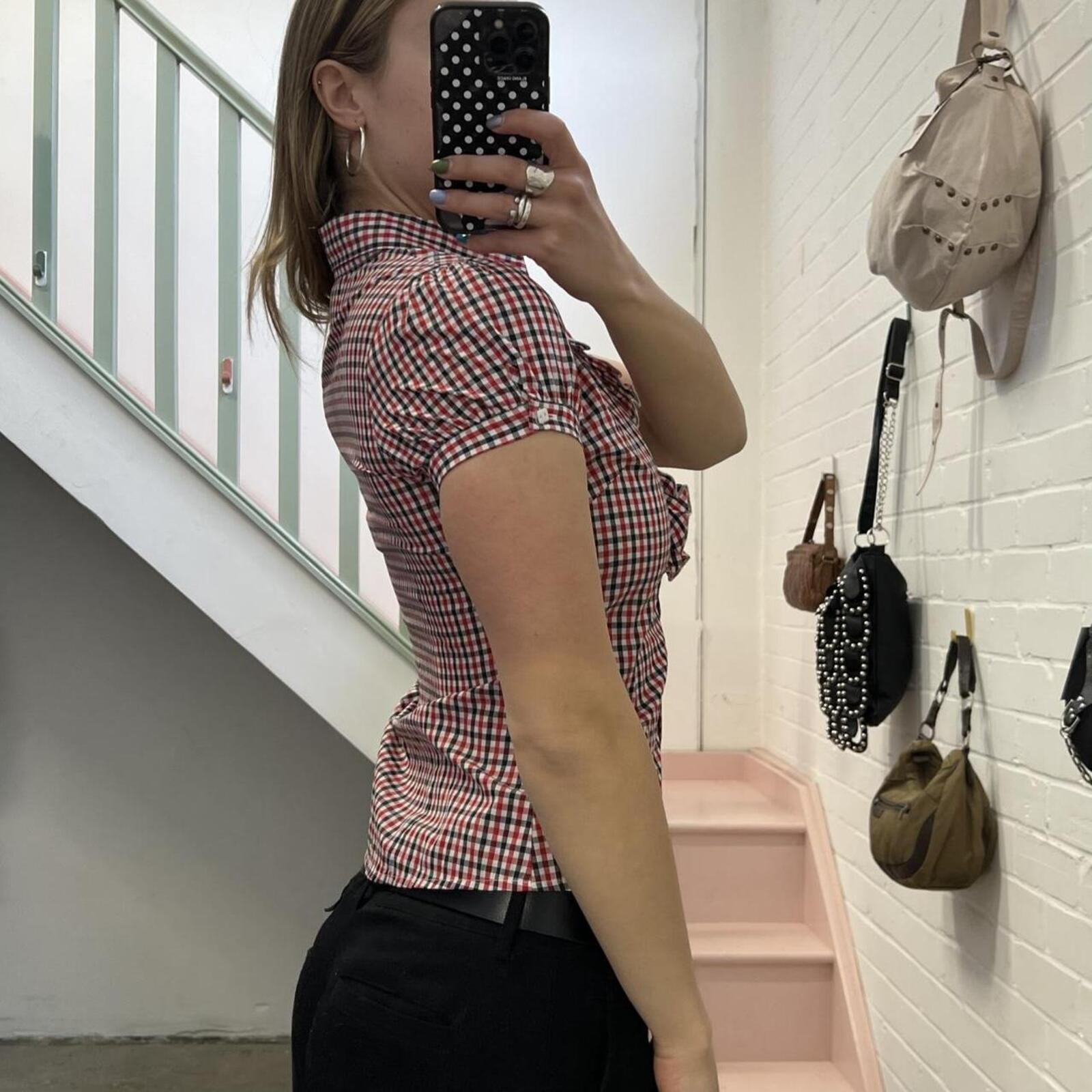 Red and navy checkered fitted vintage short sleeve shirt