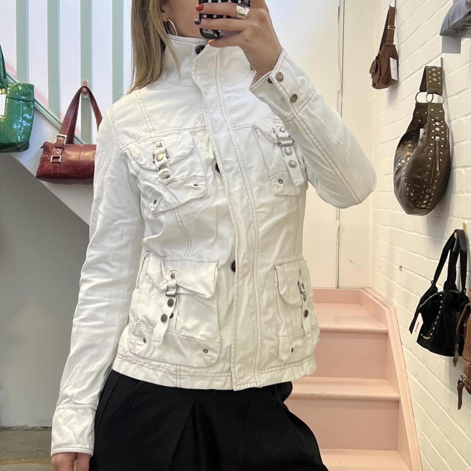 White utility style fitted zip up vintage jacket with cargo pockets