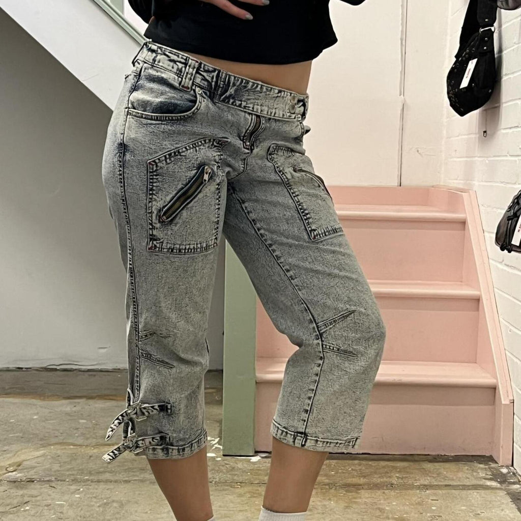 acid wash low rise denim capris with zips and buckles