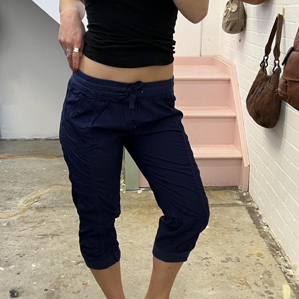 Navy ruched skinny low rise vintage cargo capris
